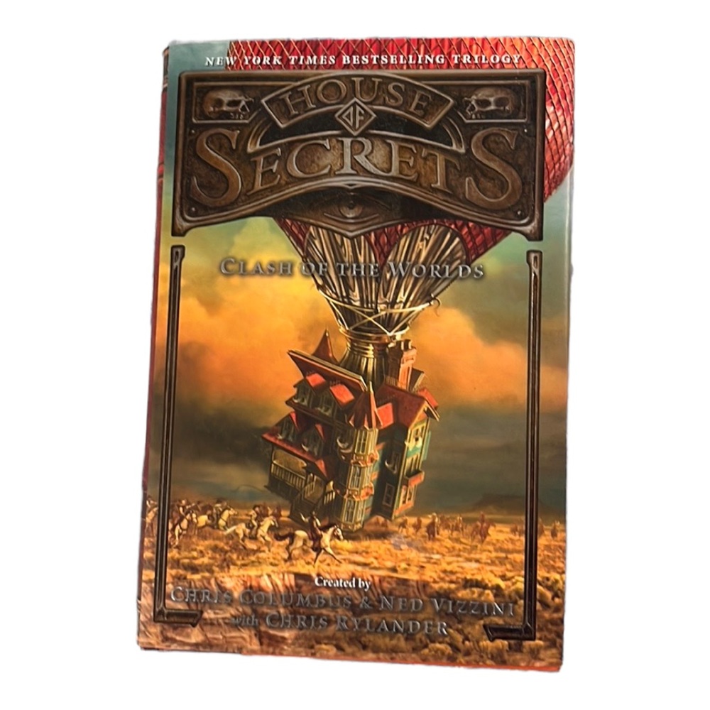 New York Times Best-Selling Trilogy House of Secrets Clash of the Worlds New 12+